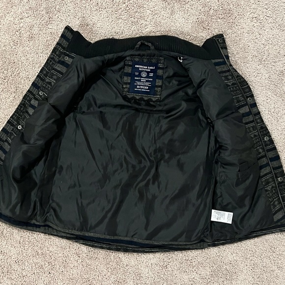 American Eagle Men's Lined Full-Zip Vest - Striped Gray Polyester Blend - XS - Picture 5 of 6